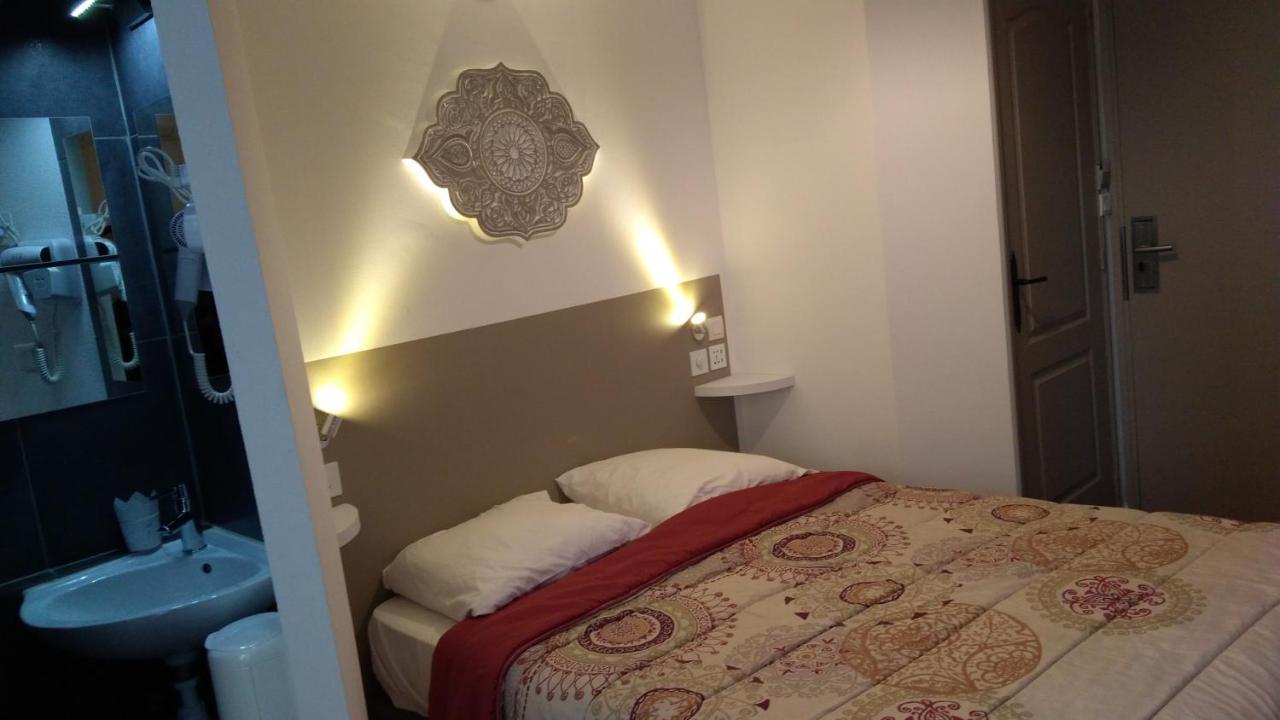 Mauguio Center Hôtel Buitenkant foto